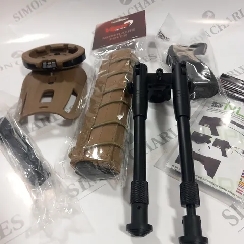 APPROXIMATELY 6 ASSORTED HUNTING ACCESSORIES AND PARTS TO INCLUDE; SCOPE PARTS, VIPER MODERATOR COVER, NUPRO M4 SLING PLATE, RADAR BELT LOOP AND ELEMENT AGR 43 GRIP