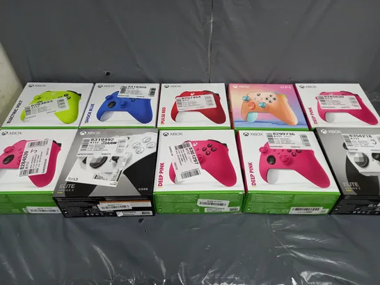 BOX OF APPROXIMATELY 10 XBOX GAME CONTROLLERS TO INCLUDE ELITE SERIES 2 