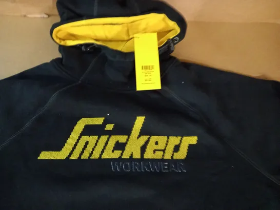 SNICKERS LOGO HOODIE IN BLACK - XL