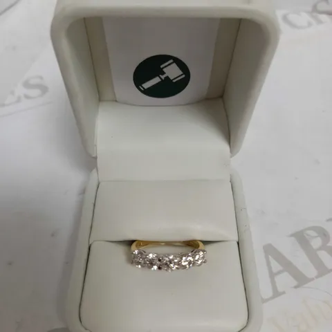 DESIGNER 18CT GOLD FIVE STONE RING SET WITH DIAMONDS WEIGHING +-1.53CT