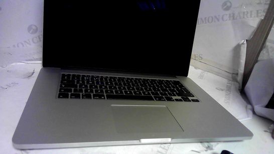 APPLE MACBOOK PRO CORE I7 1TB