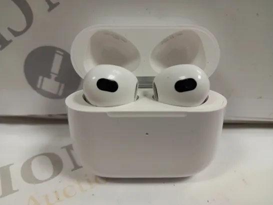 BOXED APPLE AIRPODS 3RD GEN (A2564,A2565,A2566)