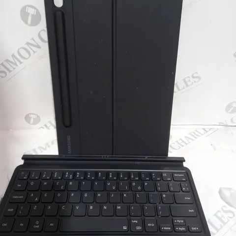 SAMSUNG TABLET BOOK COVER AND KEYBOARD