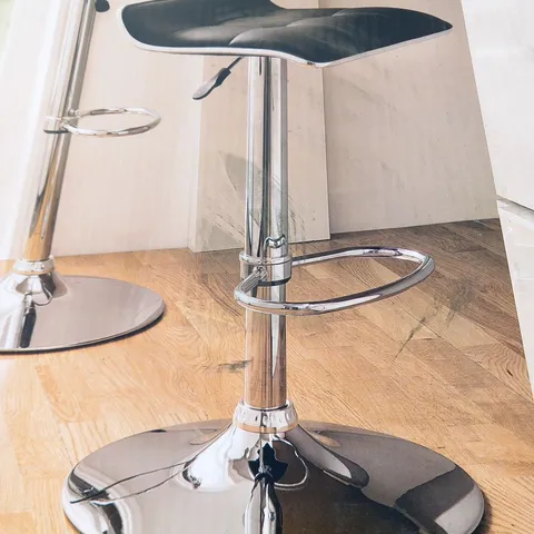 BRAND NEW BOXED HOME ADJUSTABLE BAR STOOLS