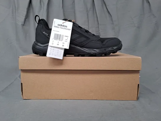 BOXED PAIR OF ADIDAS TERREX TRACEROCKER 2 GTX SHOES IN BLACK UK SIZE 6