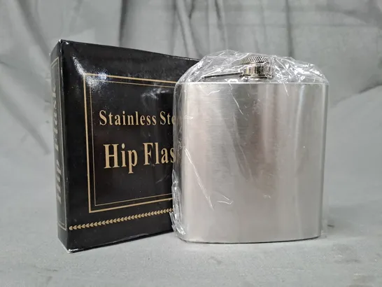 BOX OF APPROXIMATELY 30 ASSORTED UNBRANDED STAINLESS STEEL HIP FLASKS - COLLECTION ONLY