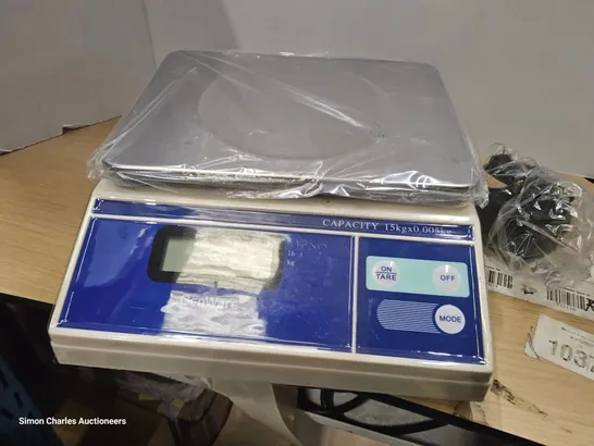 BOXED GENWARE DIGITAL SCALES