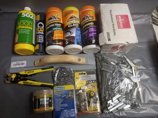 LOT OF ASSORTED DIY ITEMS TO INCLUDE ARMORALL WIPES, WOOD ADHESIVE, STAPLES AND STANLEY FAT MAX PLIERS