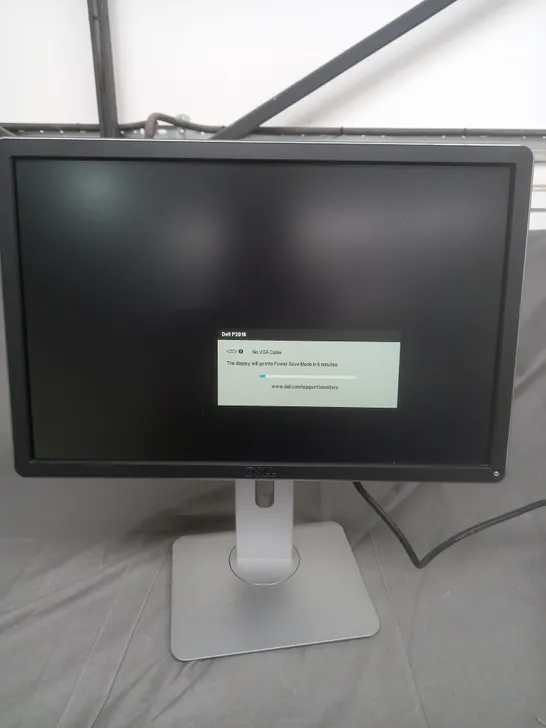 BOXED DELL FLAT PANEL MONITOR 20 INCH SCREEN