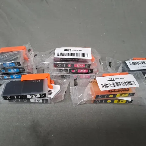 SMALL ASSORTMENT OF INK CARTRIDGES IN VARIOUS COLOURS