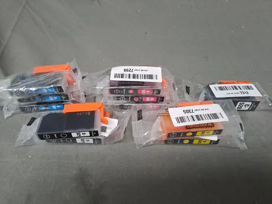 SMALL ASSORTMENT OF INK CARTRIDGES IN VARIOUS COLOURS