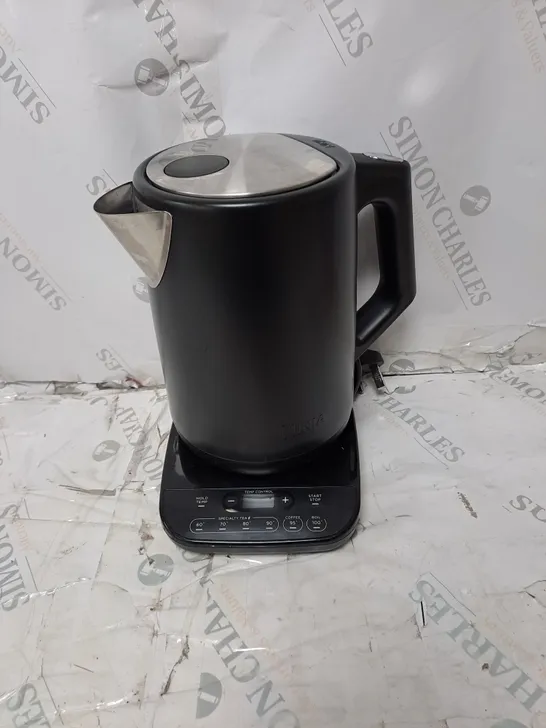 BOXED NINJA PERFECT TEMPERATURE KETTLE KT200UK