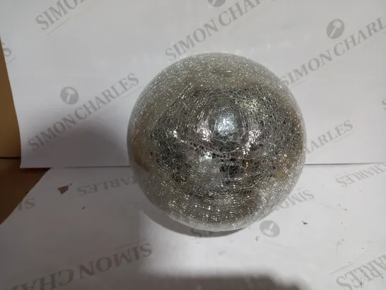 MR CHRISTMAS 8" GLASS CRACKLE SPHERE WITH ROTATING LIGHT 