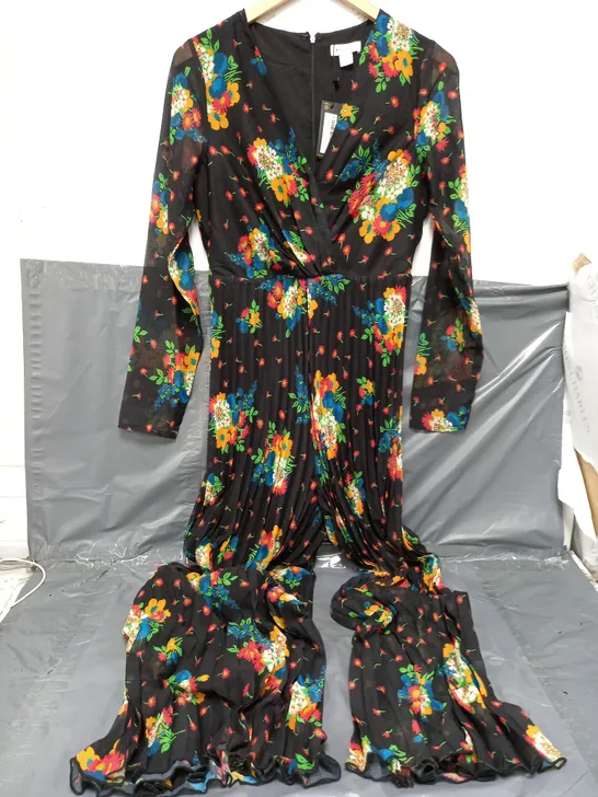 WAREHOUSE FLORAL PRINT WIDE LEG PLEATED JUMPSUIT IN BLACK MULTI - SIZE 8