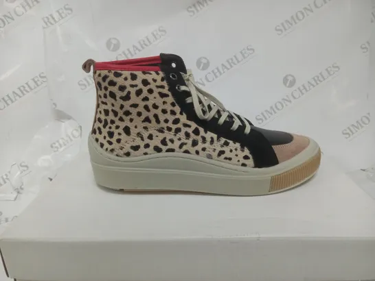 BOXED PAIR OF MODA IN PELLE BEATRYCE HIGH TOP TRAINERS IN LEOPARD PRINT DESIGN EU SIZE 39