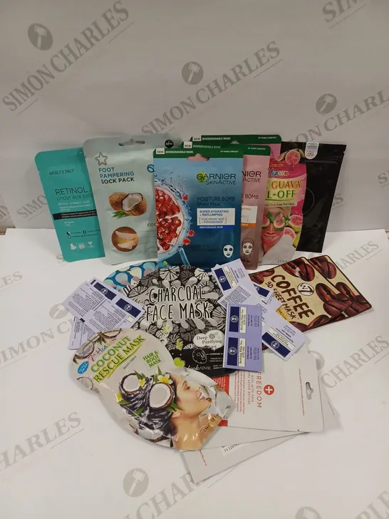 APPROXIMATELY 20 ASSORTED BEAUTY PRODUCTS TO INCLUDE CHARCOAL FACE MASK, COLLAGEN FACE MASK, FOOT PAMPERING SOCK PACK ETC. 