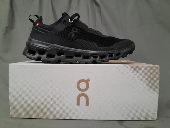 BOXED PAIR OF ON CLOUDULTRA 2 SHOES IN BLACK UK SIZE 5.5