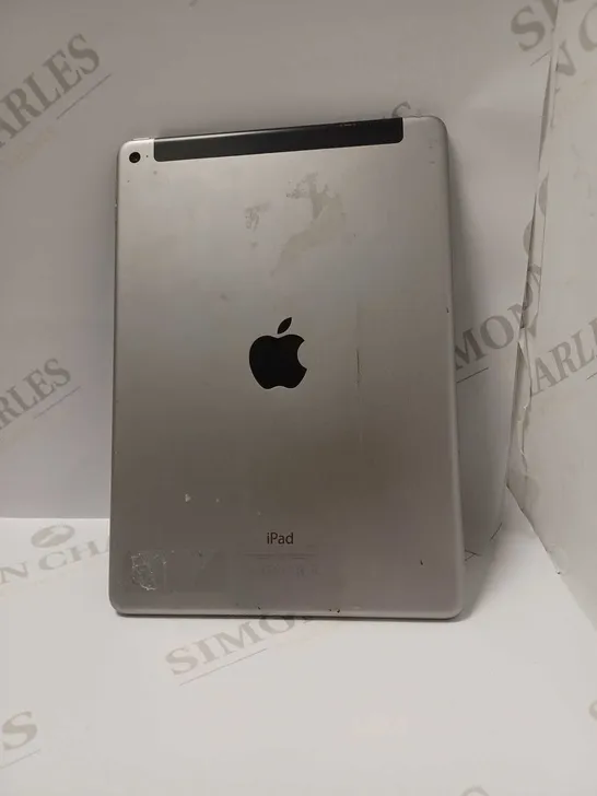 APPLE IPAD MODEL A1567 WITH NO SCREEN