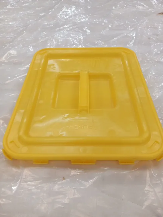 PALLET OF APPROXIMATELY 49 MAUSER YELLOW MEDICAL WASTE CLICK LIDS