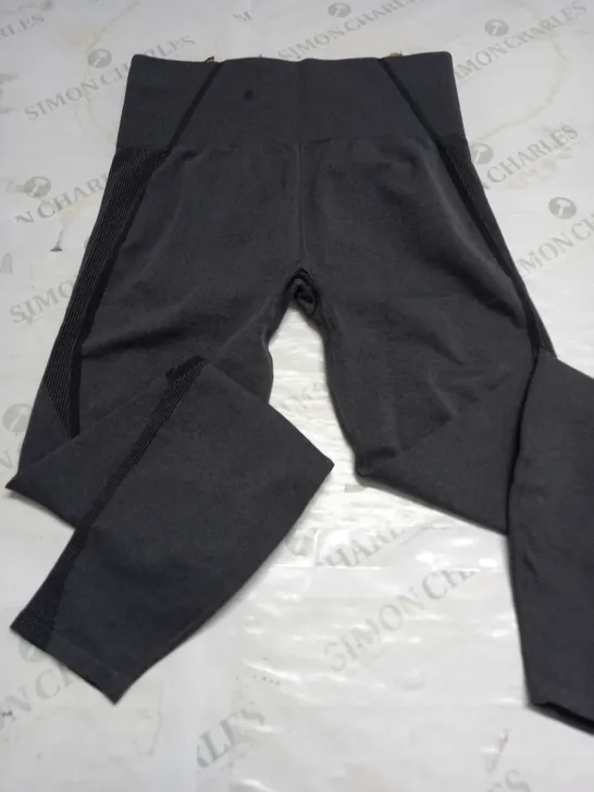 H&M TRAINING TIGHTS IN GREY - EUR S