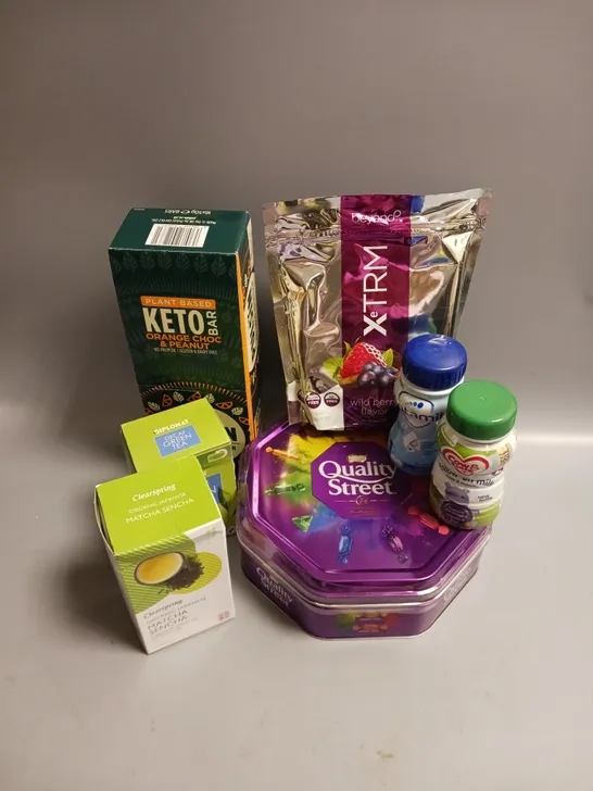 BOX OF APPROX 12 ASSORTED FOOD ITEMS TO INCLUDE - QUALITY STREET CHOCOLATES - ORANGE CHOC & PEANUT KETO BARS - BEYOND DIETARY SUPPLEMENT ETC