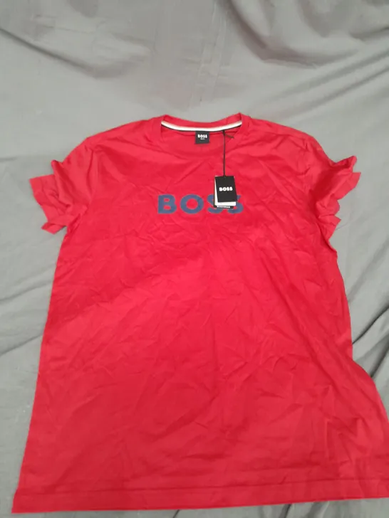 HUGO BOSS BEACH LOGO TEE IN RED - MEDIUM