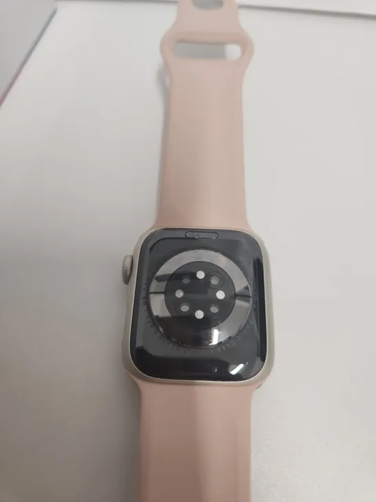 APPLE WATCH SERIES 7 41MM SMART WATCH SILVER WITH PINK STRAP