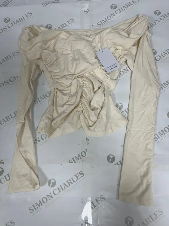 LOS ANGELES ATELIER AND OTHER STORIES SCRUNCH TOP IN CREAM SIZE 6