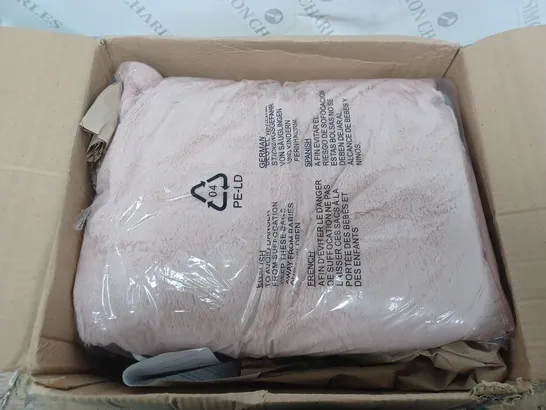 BOXED COZEE HOME VELVETSOFT HEATED THROW IN PINK