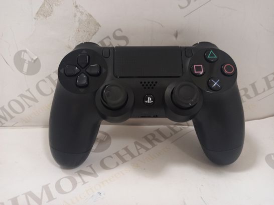 SONY PLAYSTATION CONSOLE CONTROLLER IN BLACK