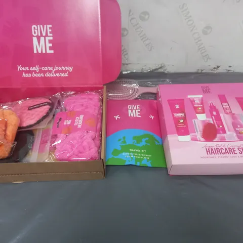 GIVE ME SELF CARE GIFT SET