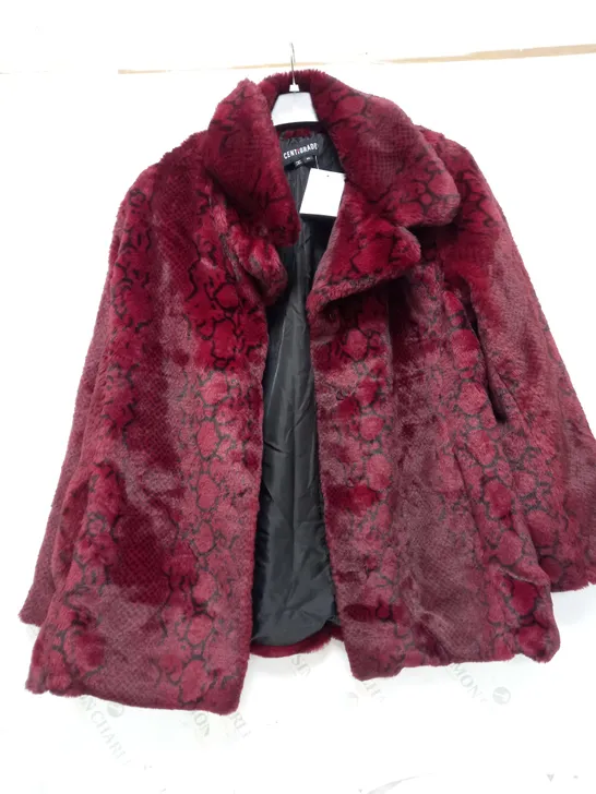 CENTIGRADE SHORT FAUX FUR COAT IN BURGUNDY - XL