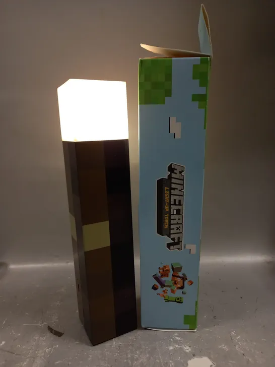 BOXED MINECRAFT LIGHT-UP TORCH 