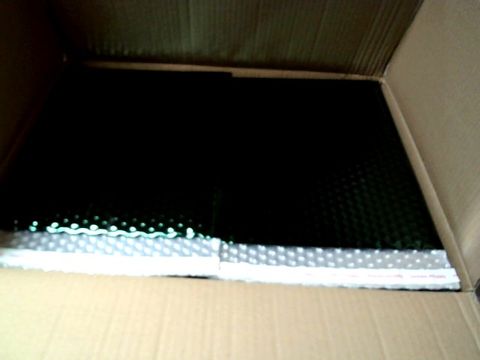 BOX OF APPROXIMATELY 100 METALLIC PADDED MAILERS 