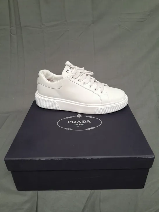 BOXED PAIR OF PRADA MILANO IN WHITE SIZE EU 39 