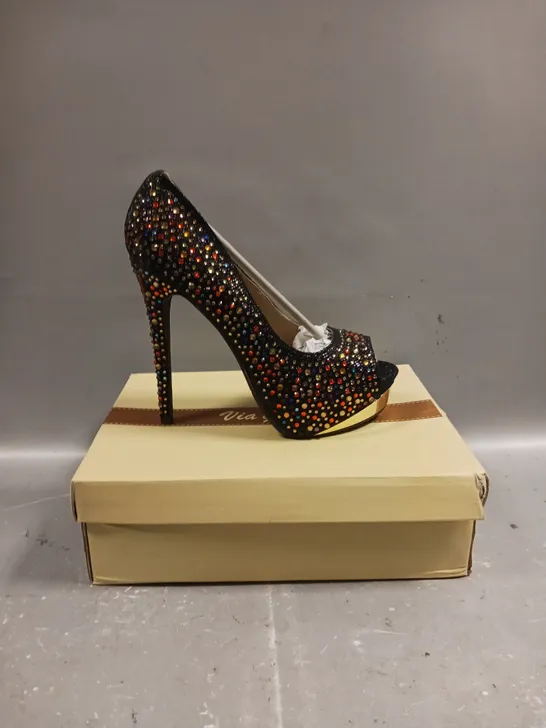 BOXED VIA GIULIA HIGH HEEL OPEN TOE SHOES - SIZE 7 