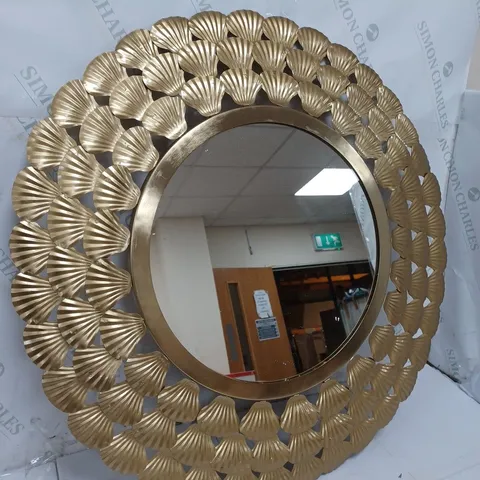 BOXED ALISON CORK ROUND EMBOSSED SCALLOP SHELL WALL MIRROR GOLD