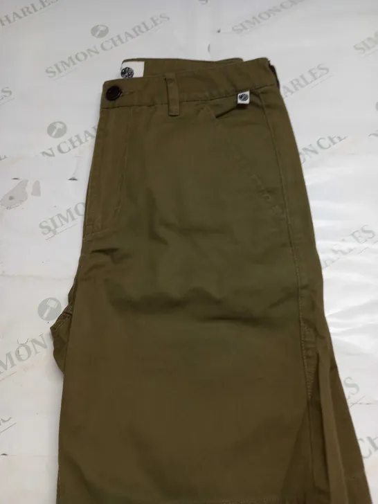 PRETTY GREEN KHAKI SHORTS SIZE 30