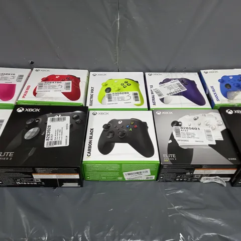 BOX OF APPROXIMATELY 10 XBOX GAME CONTROLLERS TO INCLUDE  ELITE SERIES 2 