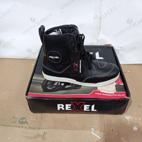 BOXED REXEL BLACK MOTORCYCLE BLACK BOOTS SIZE 9
