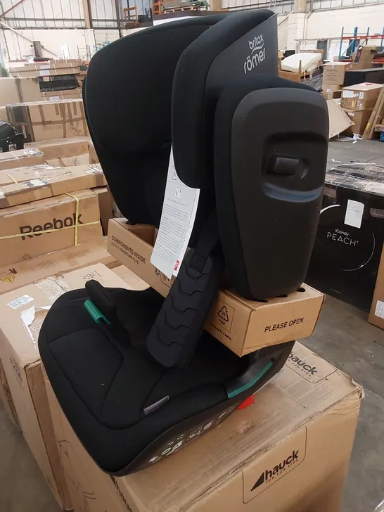 BOXED BRITAX ROMER KIDFIX I-SIZE CAR SEAT