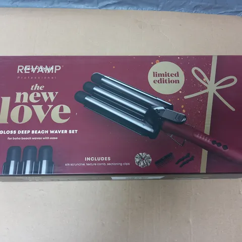 BOXED REVAMP PROGLOSS DEEP BEACH WAVER KIT