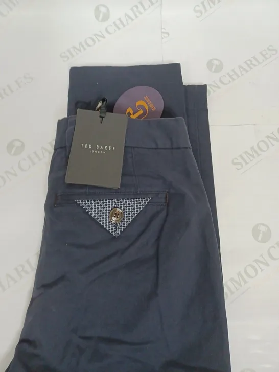 TED BAKER CLASSIC FIT CHINOS SIZE 24