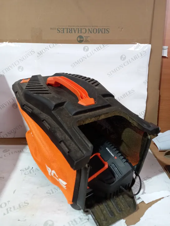 YARDFORCE 40V CORDLESS LAWNMOWER