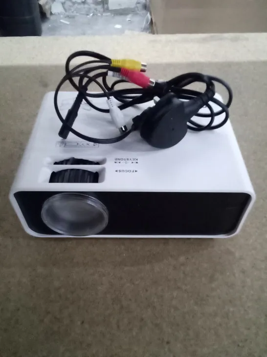 BOXED GOODIE VIDEO PROJECTOR 