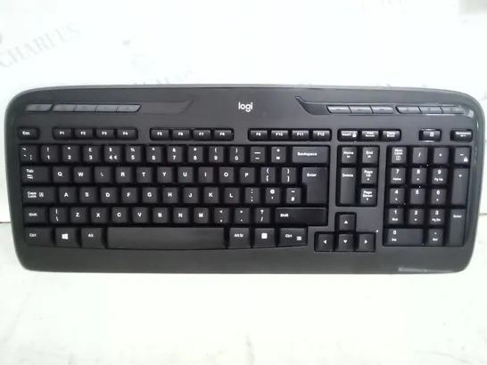 LOGITECH WIRELESS KEYBOARD 