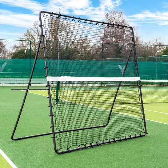 TENNIS REBOUNDER