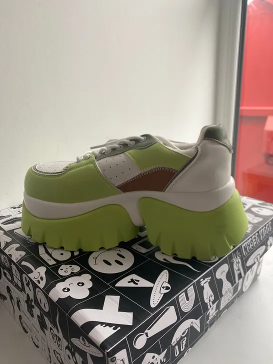 BOXED PAIR OF KOI KIWI GREEN SHOES SIZE 6