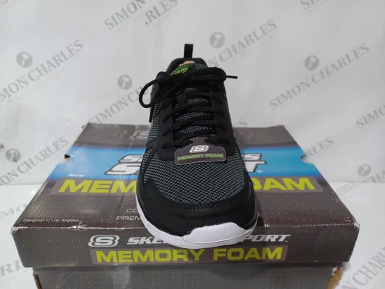 SKECHERS SPORTS MEMORY FOAM BLACK TRAINER - SIZE 11