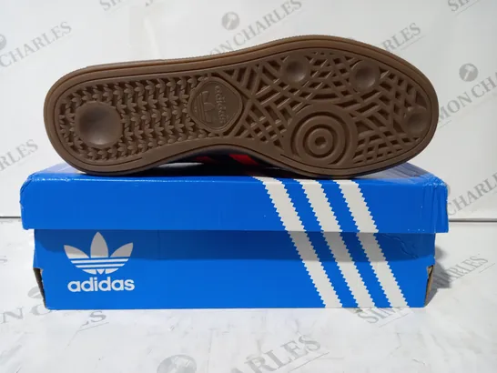 BOXED PAIR OF ADIDAS MUNCHEN SHOE SIN BLUE/RED UK SIZE 8